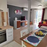 Matija Apartman *